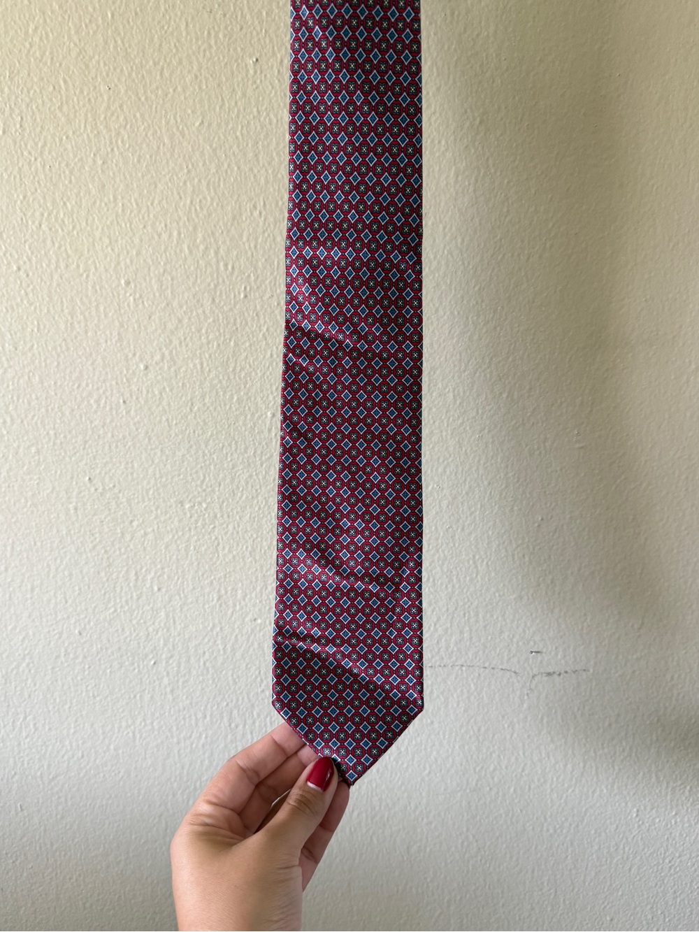 Bloomingdale's Red Blue Geometric Foulard 100% Silk Necktie Wedding Guest